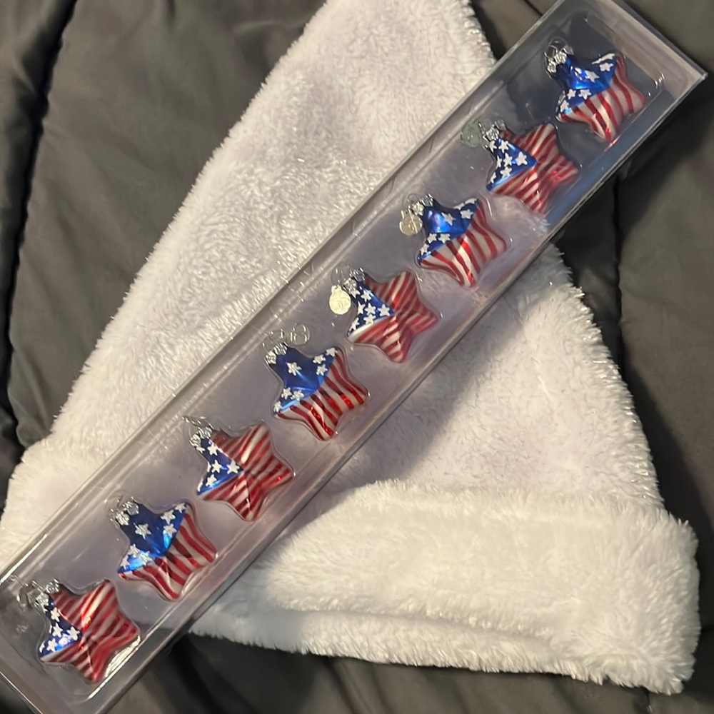 DEPARTMENT 56 Patriotic Mini Glass Star Ornaments set of 8